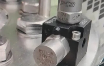 PCB 低溫泵振動傳感器在線監測系統