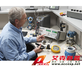 Fluke 7526A 熱工多產(chǎn)品校準(zhǔn)儀